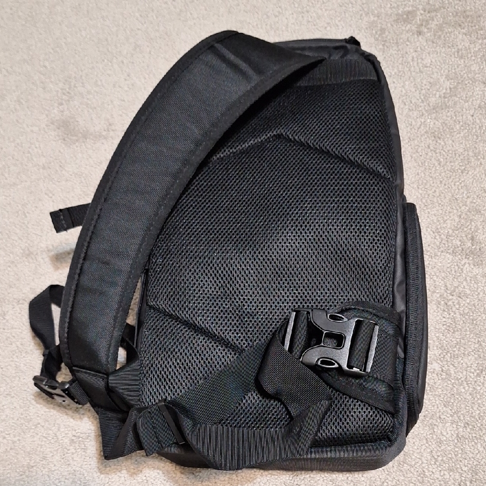 Black Urban Backpack with Padded Compartments and Durable Design - Picture 3 of 7
